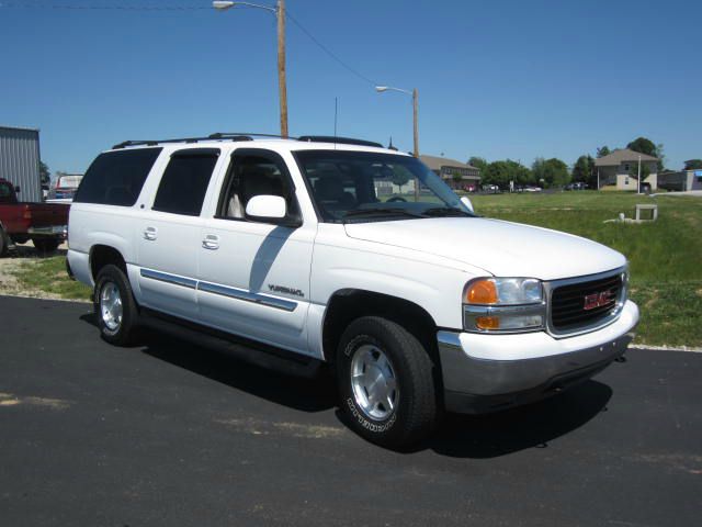 2003 GMC Yukon XL SLT