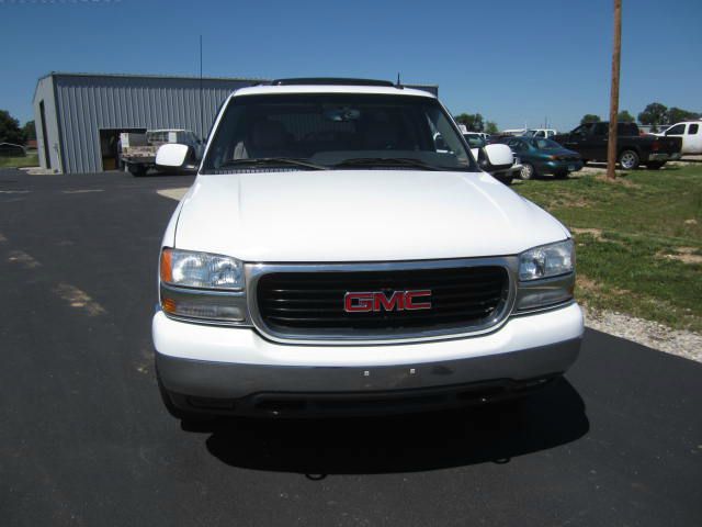 2003 GMC Yukon XL SLT