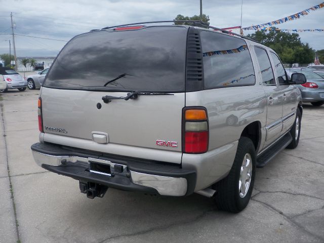 2004 GMC Yukon XL C350 4dr Sdn 3.5L Sport RWD Sedan