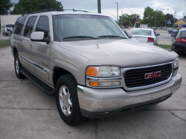 2004 GMC Yukon XL C350 4dr Sdn 3.5L Sport RWD Sedan