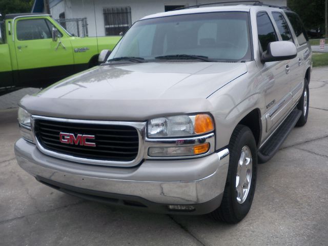 2004 GMC Yukon XL C350 4dr Sdn 3.5L Sport RWD Sedan