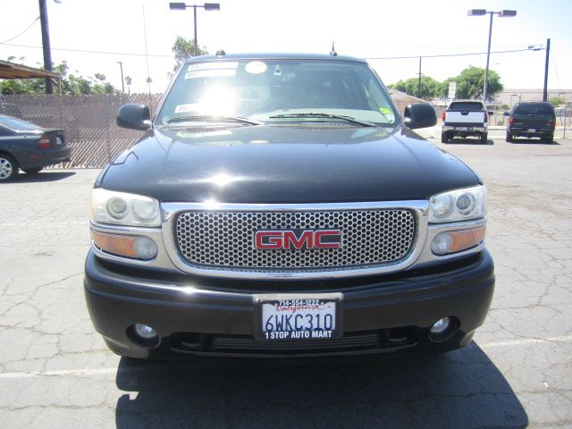 2004 GMC Yukon XL Sport 4WD