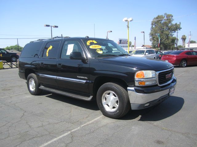 2004 GMC Yukon XL C350 4dr Sdn 3.5L Sport RWD Sedan