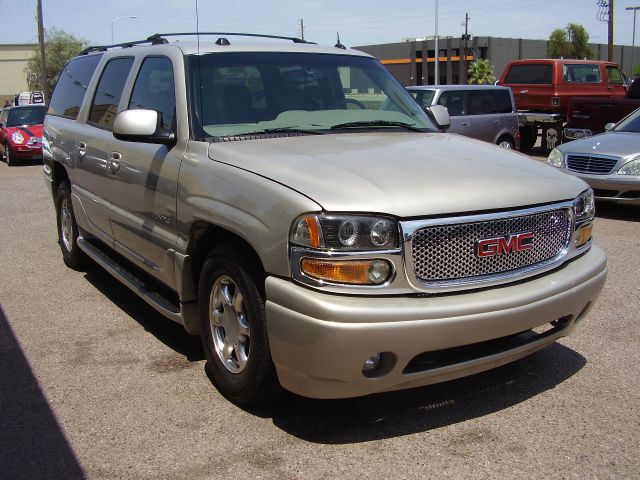 2004 GMC Yukon XL Sport 4WD