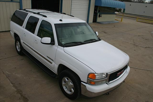 2004 GMC Yukon XL SLT