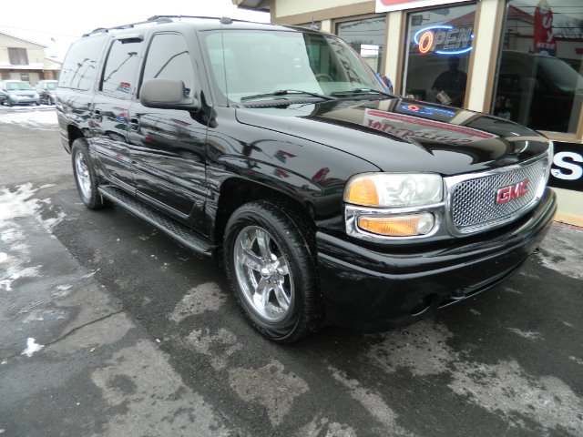 2004 GMC Yukon XL Sport 4WD