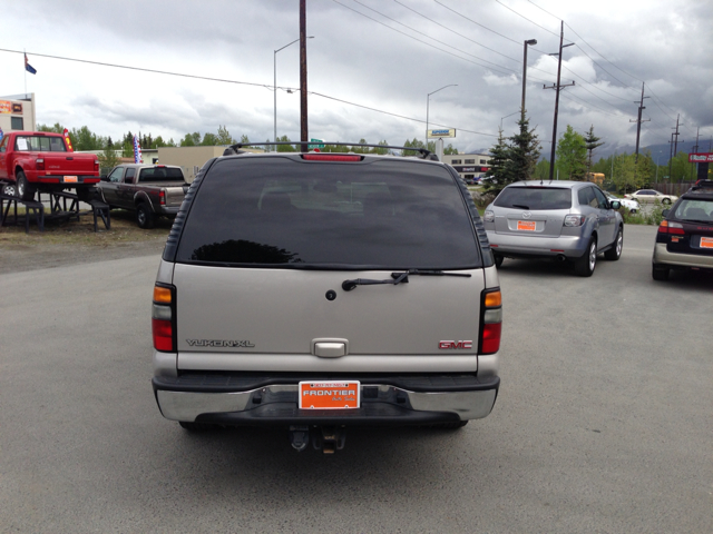 2004 GMC Yukon XL C350 4dr Sdn 3.5L Sport RWD Sedan