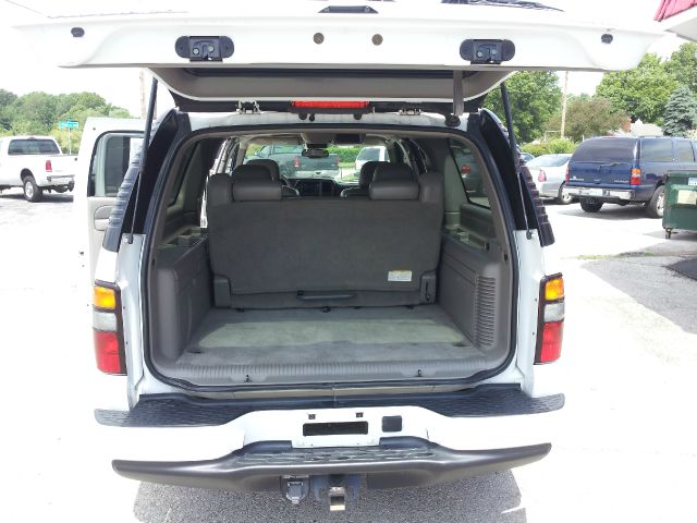 2004 GMC Yukon XL Sport 4WD