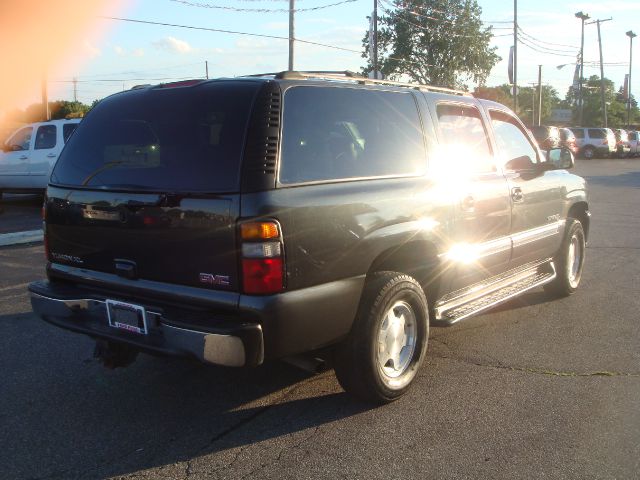 2004 GMC Yukon XL C350 4dr Sdn 3.5L Sport RWD Sedan