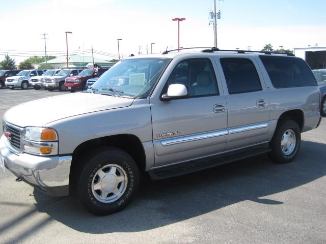 2004 GMC Yukon XL SLT