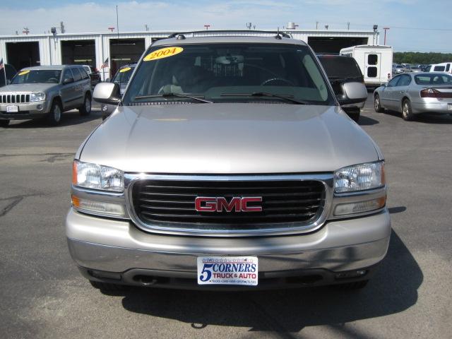 2004 GMC Yukon XL SLT