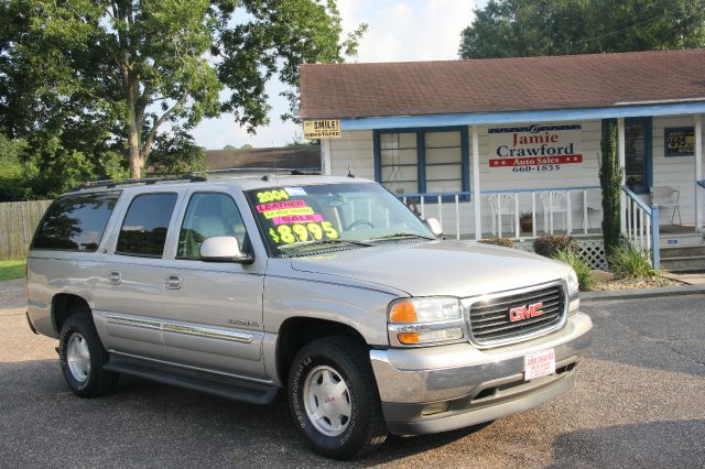 2004 GMC Yukon XL C350 4dr Sdn 3.5L Sport RWD Sedan