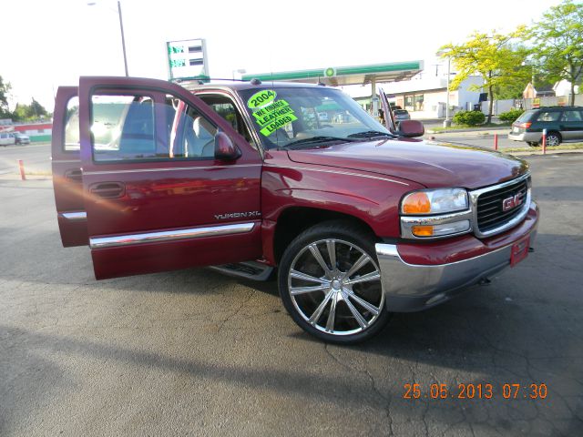 2004 GMC Yukon XL C350 4dr Sdn 3.5L Sport RWD Sedan