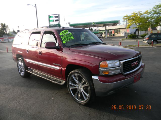 2004 GMC Yukon XL C350 4dr Sdn 3.5L Sport RWD Sedan