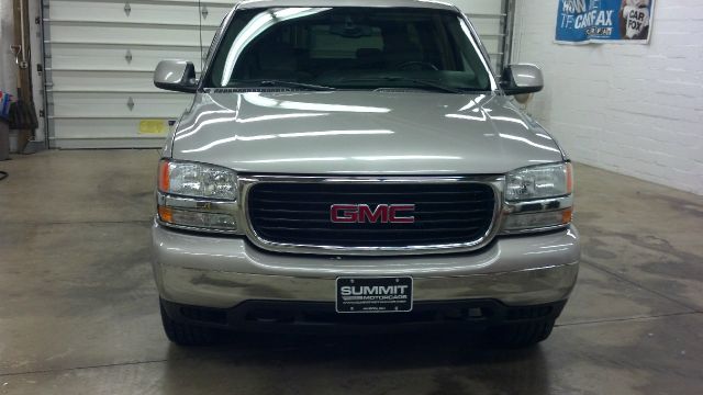 2004 GMC Yukon XL C350 4dr Sdn 3.5L Sport RWD Sedan