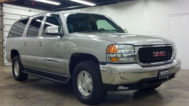 2004 GMC Yukon XL C350 4dr Sdn 3.5L Sport RWD Sedan