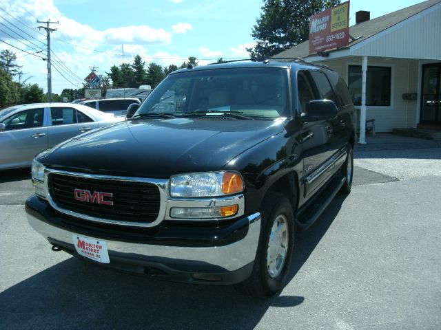 2004 GMC Yukon XL C350 4dr Sdn 3.5L Sport RWD Sedan