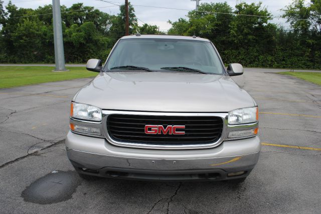 2004 GMC Yukon XL C350 4dr Sdn 3.5L Sport RWD Sedan