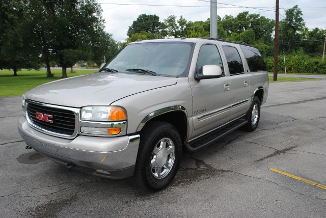 2004 GMC Yukon XL C350 4dr Sdn 3.5L Sport RWD Sedan