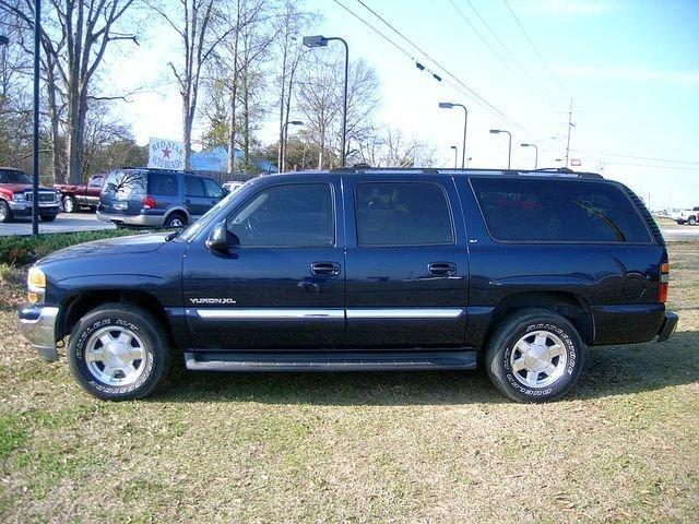 2004 GMC Yukon XL SLT