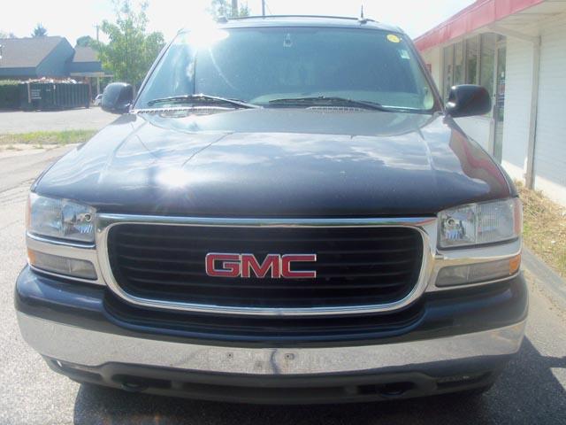 2004 GMC Yukon XL C350 4dr Sdn 3.5L Sport RWD Sedan