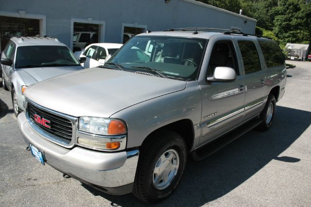 2004 GMC Yukon XL Ml550 Sport Utility 4D