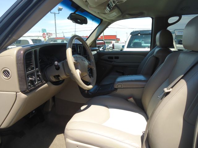 2004 GMC Yukon XL Sport 4WD