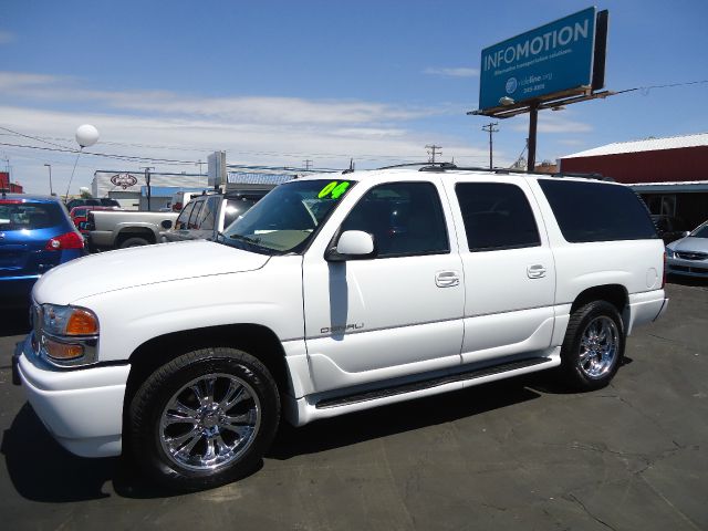 2004 GMC Yukon XL Sport 4WD