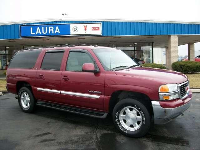 2004 GMC Yukon XL 3500 SLT Crew LB Dually DSL