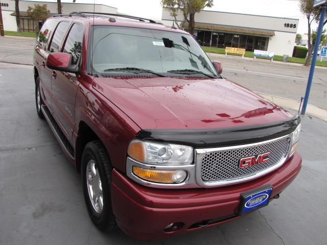 2004 GMC Yukon XL C300 Sport