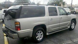 2004 GMC Yukon XL EX Sedan 4D