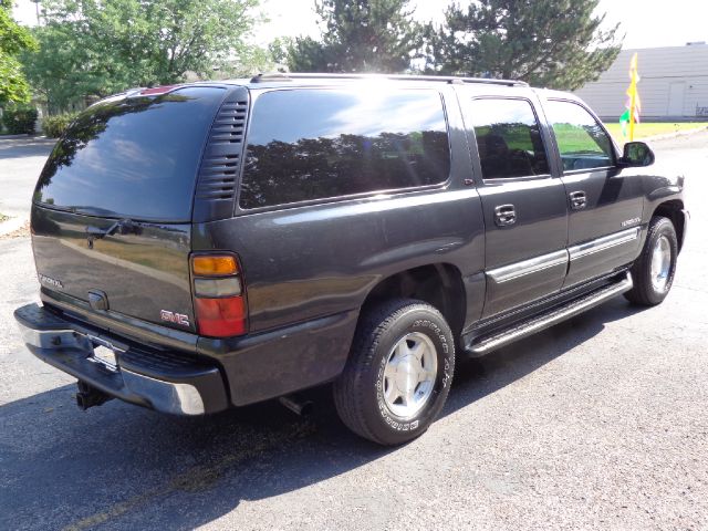 2005 GMC Yukon XL 1500 LTZ 4WD