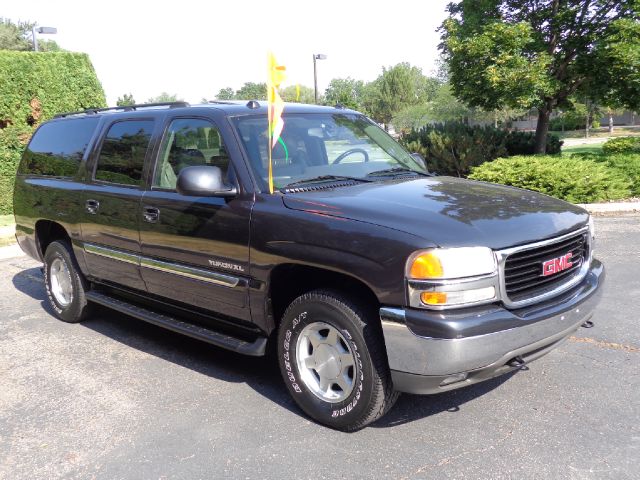 2005 GMC Yukon XL 1500 LTZ 4WD