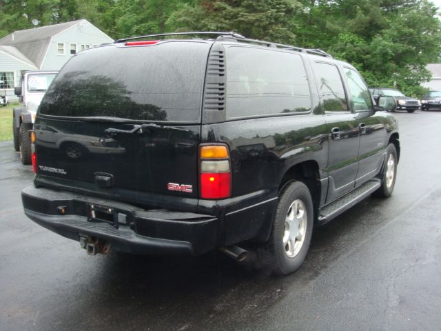 2005 GMC Yukon XL Sport 4WD