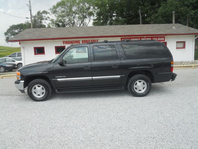 2005 GMC Yukon XL C350 4dr Sdn 3.5L Sport RWD Sedan