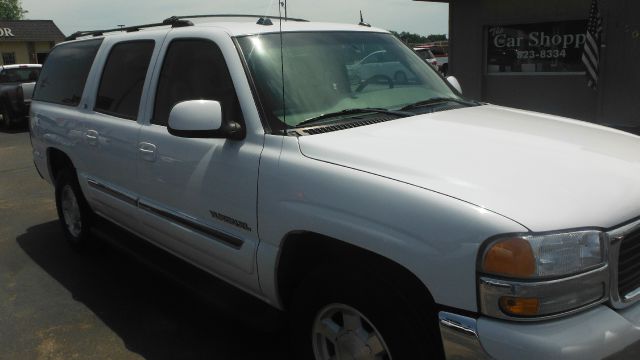 2005 GMC Yukon XL C350 4dr Sdn 3.5L Sport RWD Sedan