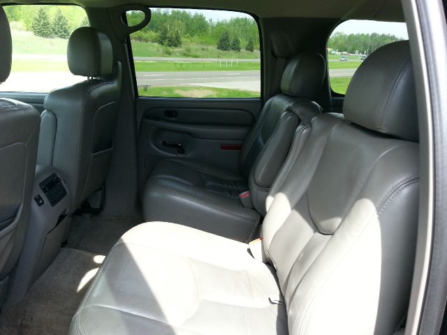 2005 GMC Yukon XL Sport 4WD