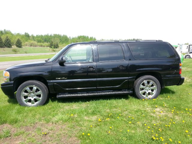 2005 GMC Yukon XL Sport 4WD