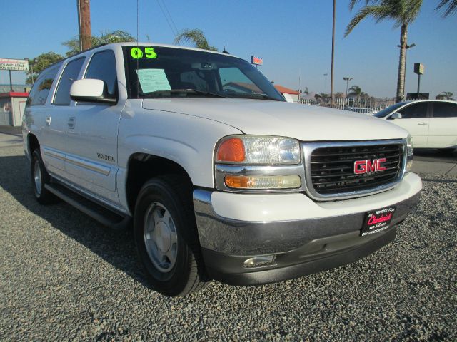 2005 GMC Yukon XL C350 4dr Sdn 3.5L Sport RWD Sedan