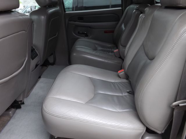 2005 GMC Yukon XL Sport 4WD