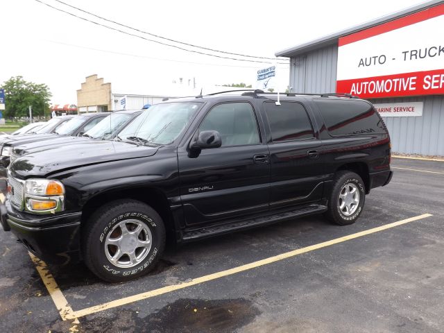 2005 GMC Yukon XL Sport 4WD