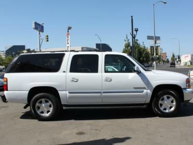 2005 GMC Yukon XL C350 4dr Sdn 3.5L Sport RWD Sedan