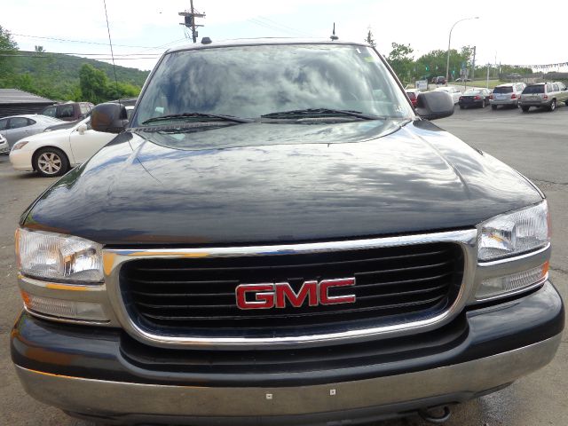 2005 GMC Yukon XL SLT