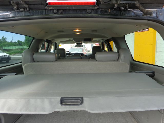 2005 GMC Yukon XL SLT