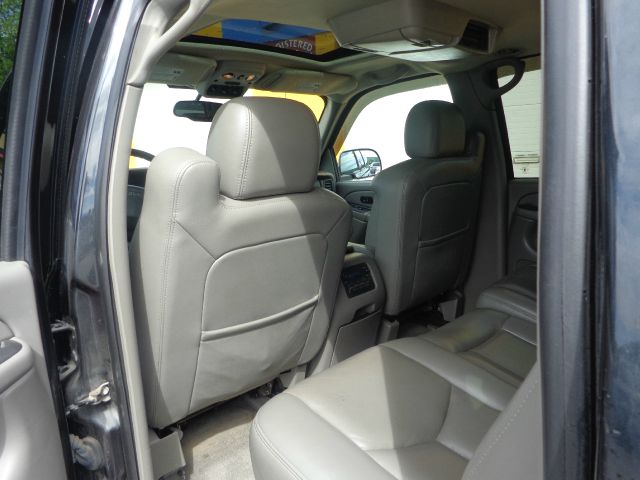 2005 GMC Yukon XL SLT