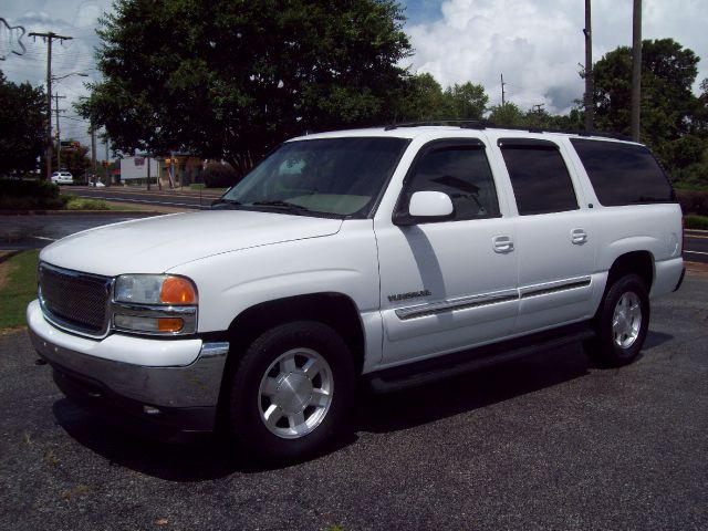 2005 GMC Yukon XL C350 4dr Sdn 3.5L Sport RWD Sedan