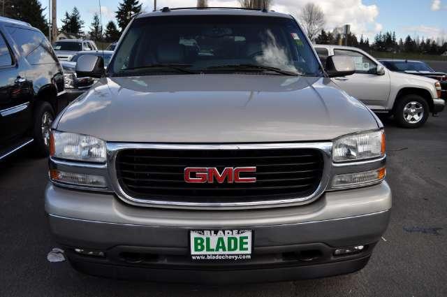 2005 GMC Yukon XL 3500 SLT Crew LB Dually DSL