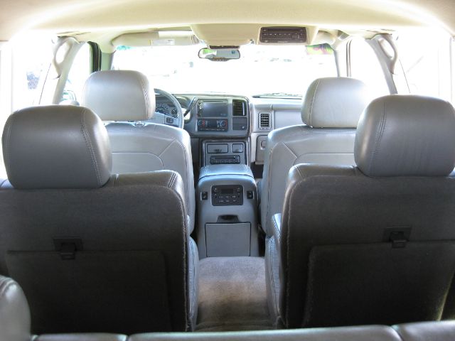 2005 GMC Yukon XL Sport 4WD