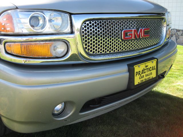 2005 GMC Yukon XL Sport 4WD