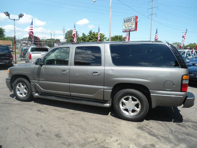 2005 GMC Yukon XL Sport 4WD